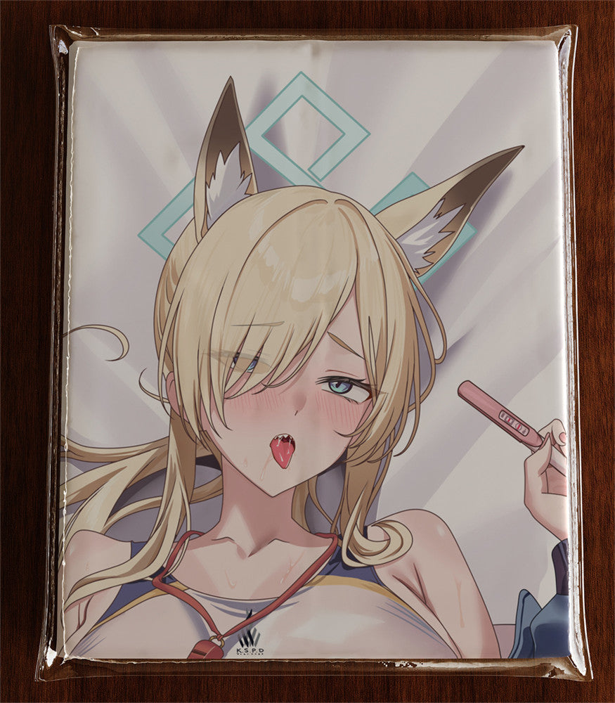 Kanna Ogata (Schulbadeanzug-Version) – AnimePillow-Fan-Art-Edition