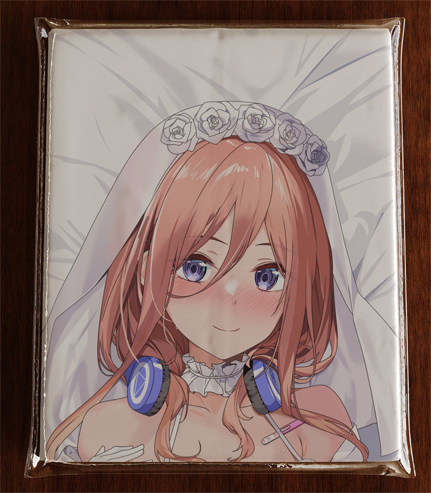 Miku Nakano (Braut-Version 2) – AnimePillow-Fan-Art-Edition