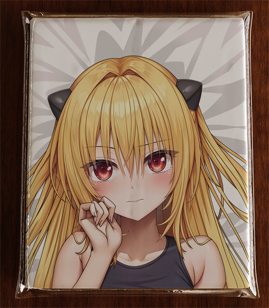 Yami-chan (Version mit schwarzem Badeanzug und Strümpfen) – AnimePillow-Fan-Art-Edition