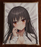 Yui Kotegawa (Version mit weißem Hemd) – AnimePillow-Fan-Art-Edition