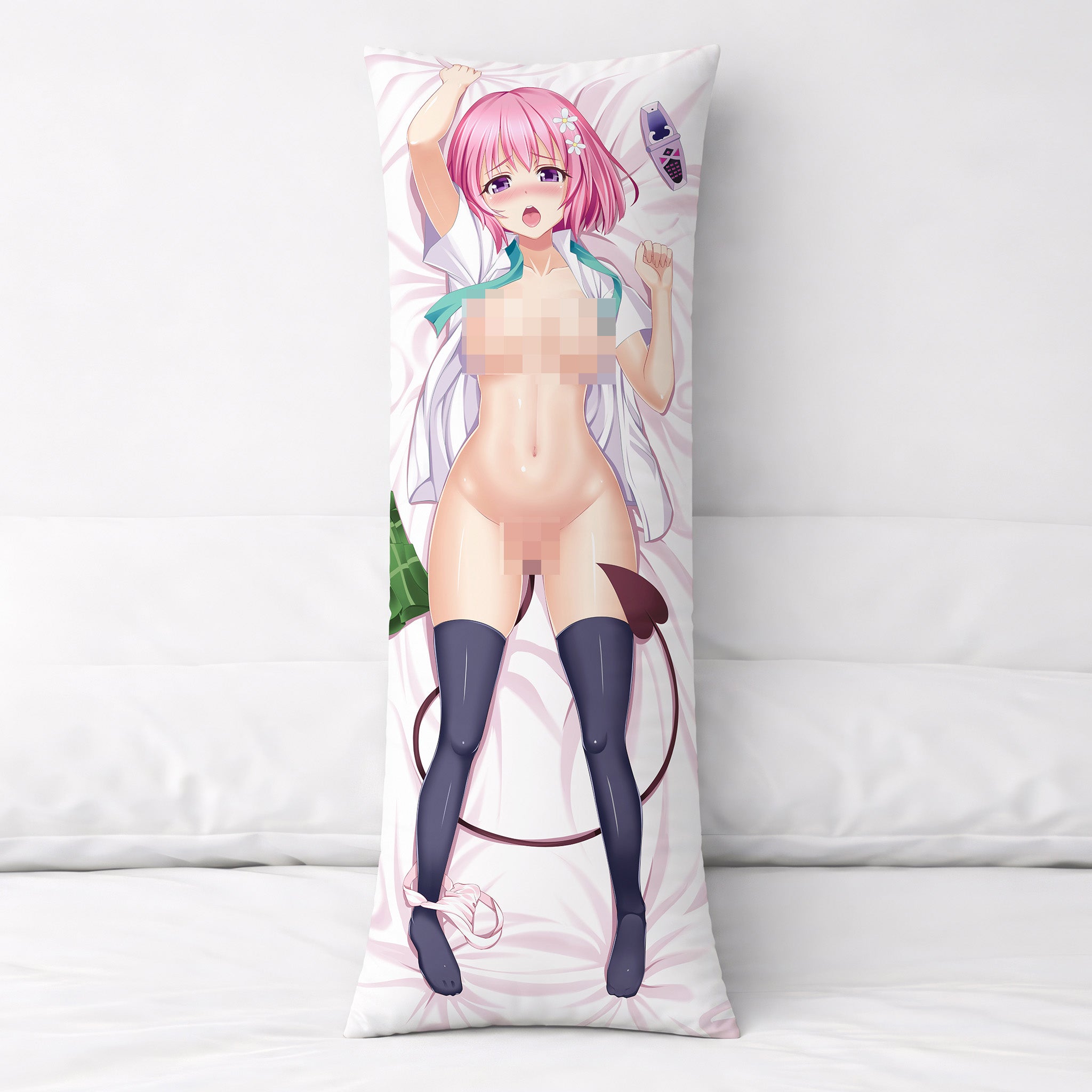 Momo Belia Deviluke - AnimePillow Fan-Art Edition