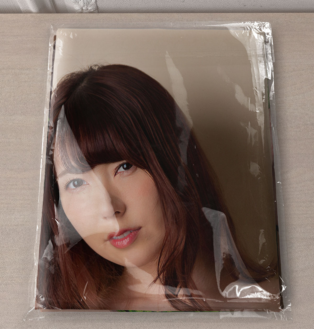 Yui Hatano Ver.1 - Actress Pillowcase Fan-Art Edition