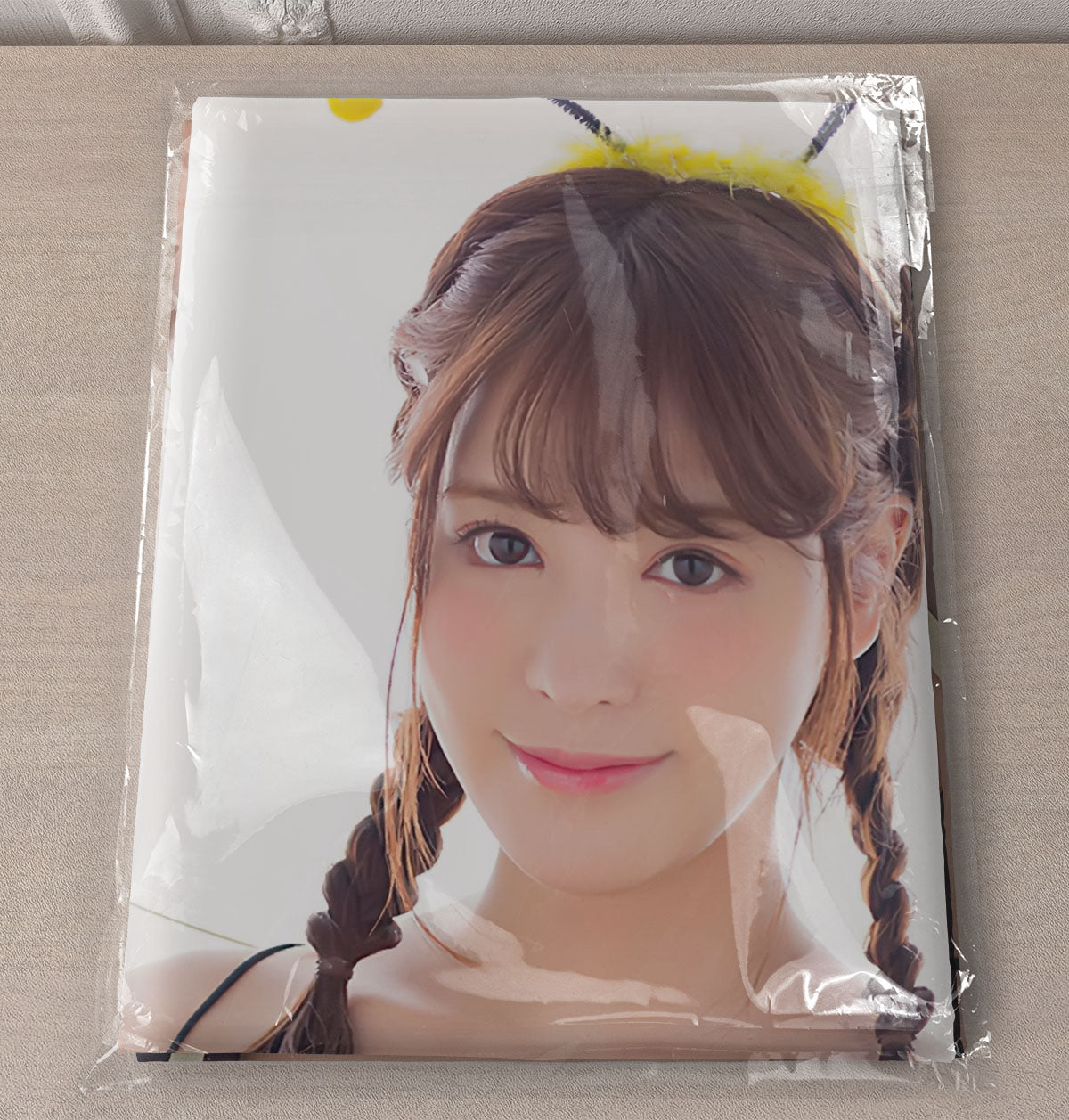 Kana Momonogi Ver.3 - Actress Pillowcase Fan-Art Edition