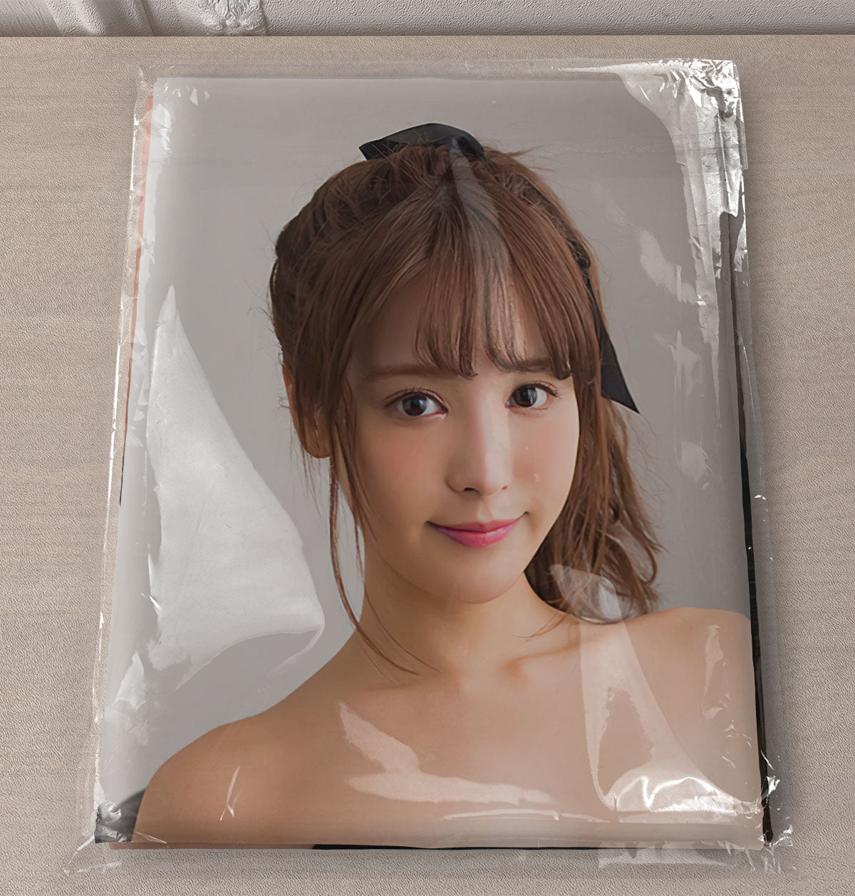 Kana Momonogi Ver.10 - Actress Pillowcase Fan-Art Edition