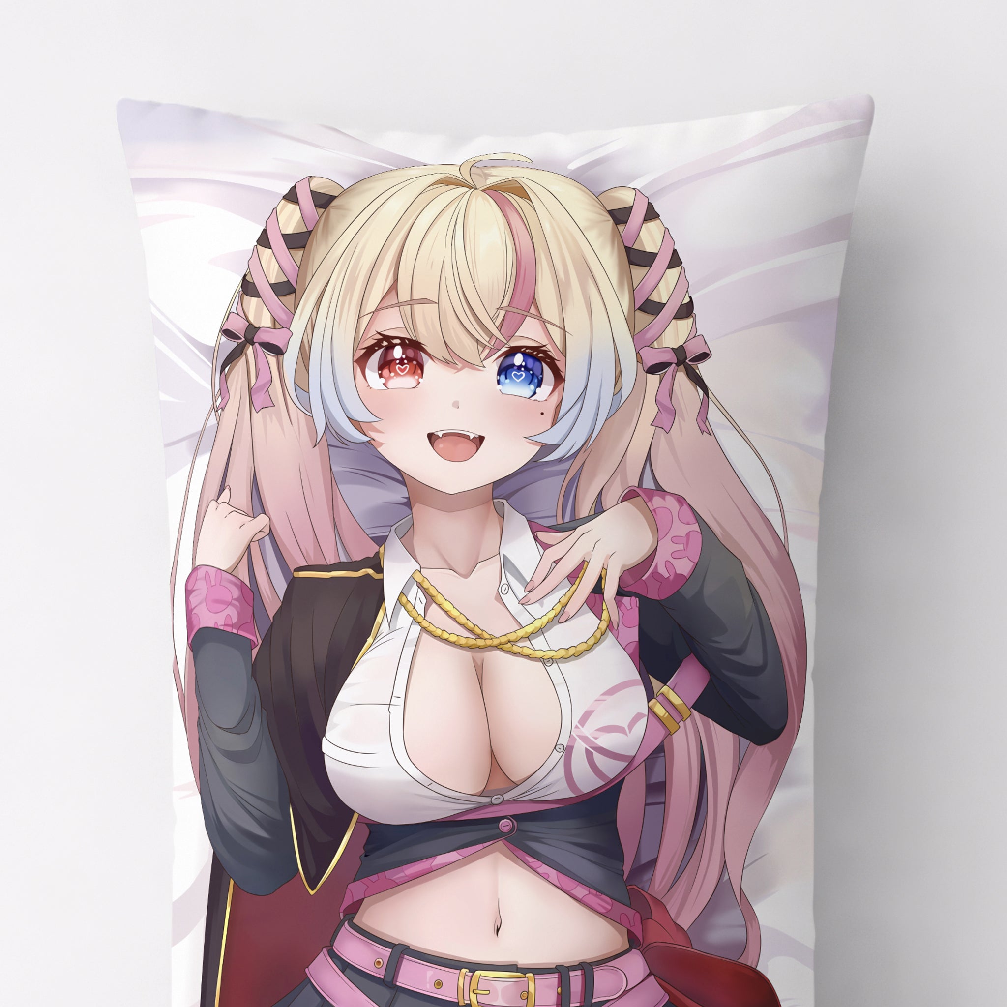 Karen Amachi - AnimePillow Fan-Art Edition