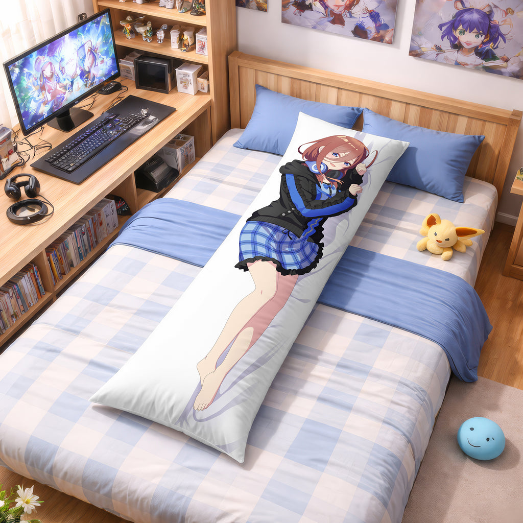 Miku Nakano - AnimePillow Fan-Art Edition