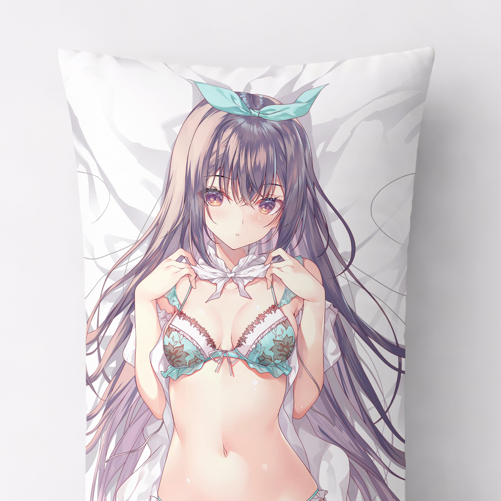 Black Alice - AnimePillow Fan-Art Edition