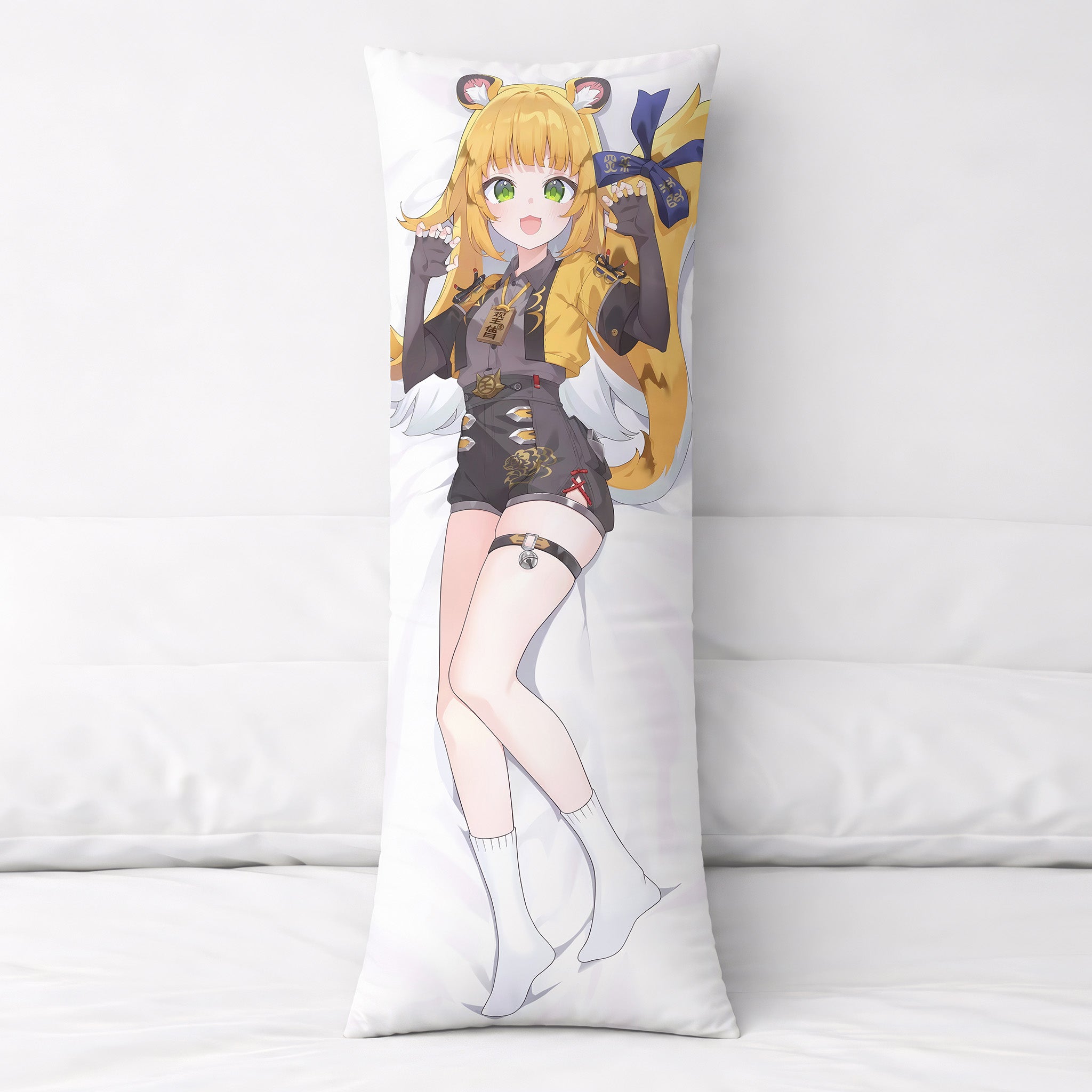 Fufu Tachibana - Edición de fan-art de AnimePillow
